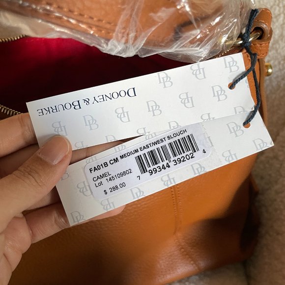 Dooney & Bourke Medium East/West Slouch Camel NWT - Picture 5 of 10